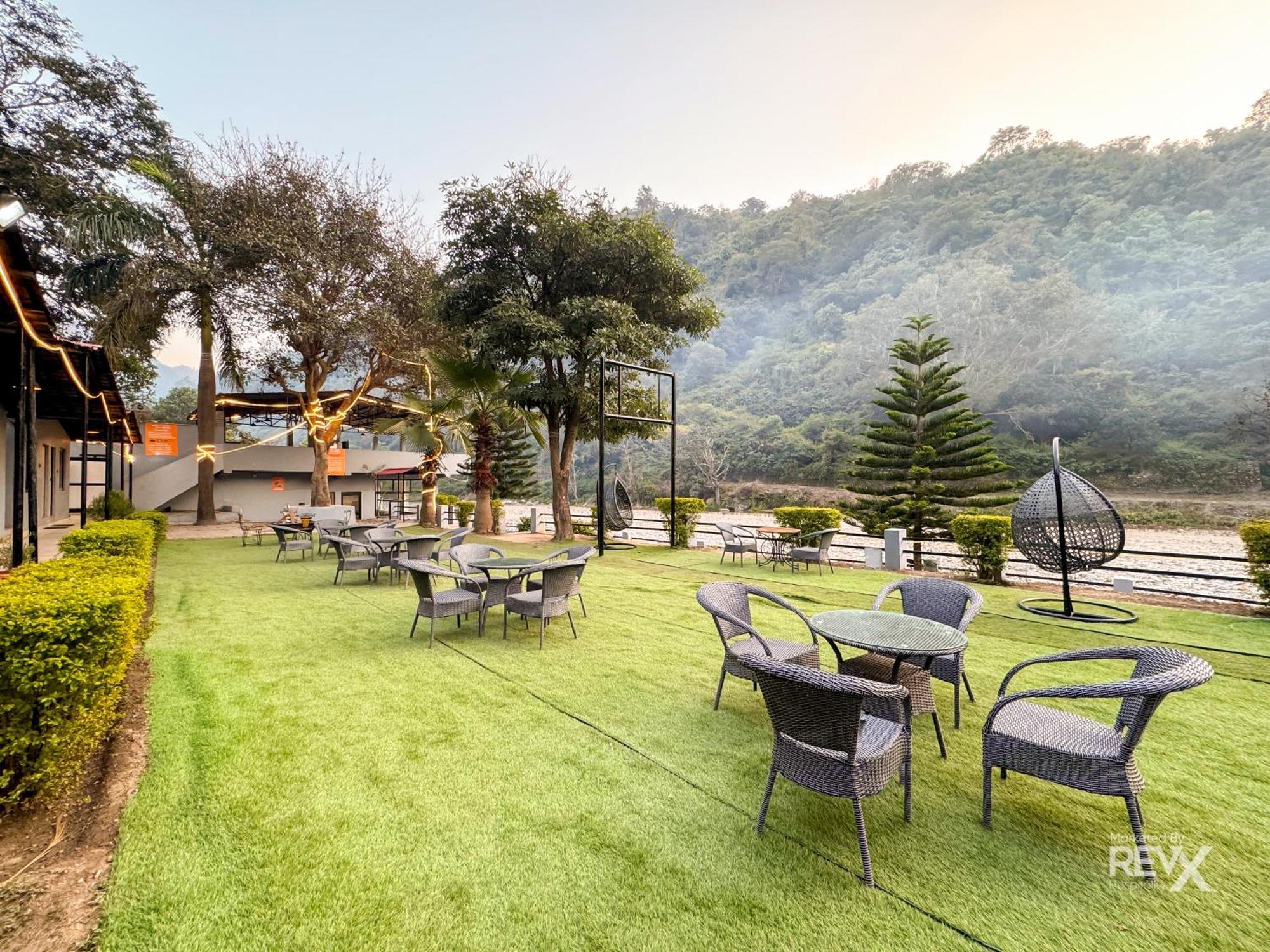 Euphoric River Resort Rishīkesh Εξωτερικό φωτογραφία